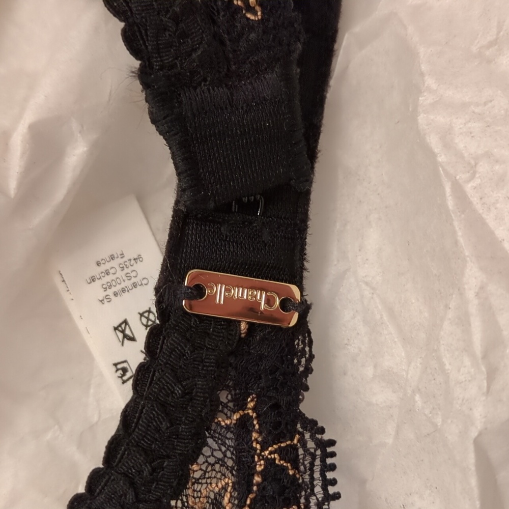 Chantelle Embroidered Lace Black Nude Bra 34B Like New! Unlined Sheer - Picture 6 of 8